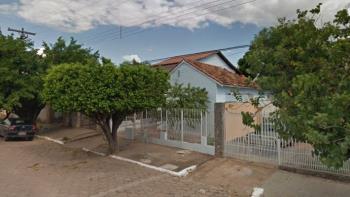 PRÉDIO RESIDENCIAL SOB NÚMERO 1.577 E O TERRENO EM QUE ESTÁ O MESMO EDIFICADO