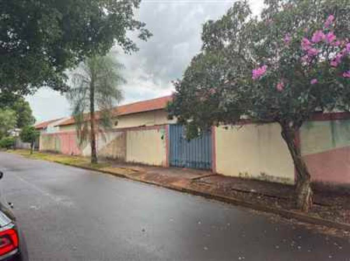 PRÉDIO EDIFICADO EM ALVENARIA LOCALIZADO NA RUA IRÃ, 64 JARDIM DAS ACACIAS, CAMPO GRANDE-MS, COM A ÁREA TOTAL DE 1.801,00 METROS QUADRADOS. ATORD 0000707-14.2013.5.24.0003