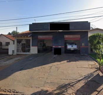 IMÓVEL COMERCIAL E RESIDENCIAL COM ÓTIMA LOCALIZAÇÃO - R. EDIBERTO CELESTINO DE OLIVEIRA, 685 - JARDIM ÁGUA BOA, DOURADOS - MS