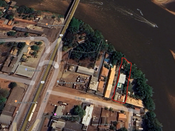 AREA DE 809,44 M2 COM BENFEITORIAS E ACESSO AO RIO TAQUARY - COXIM - MS